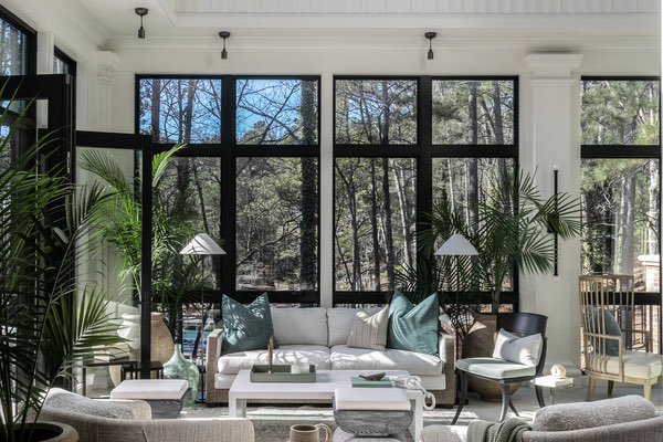 Custom Lakeside Château builders in Atlanta