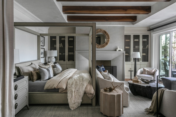 Custom Lakeside Château builders in Atlanta